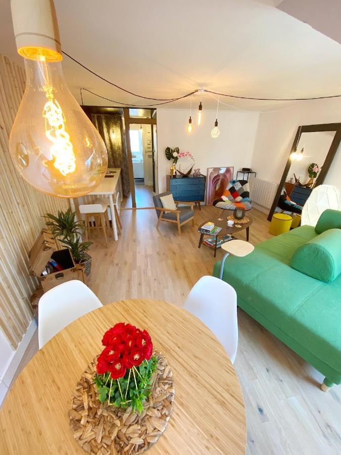 Marie Et Brieuc _ Duplex Lumineux Colore Atypique Face Cathedrale Сен-Бриё Экстерьер фото