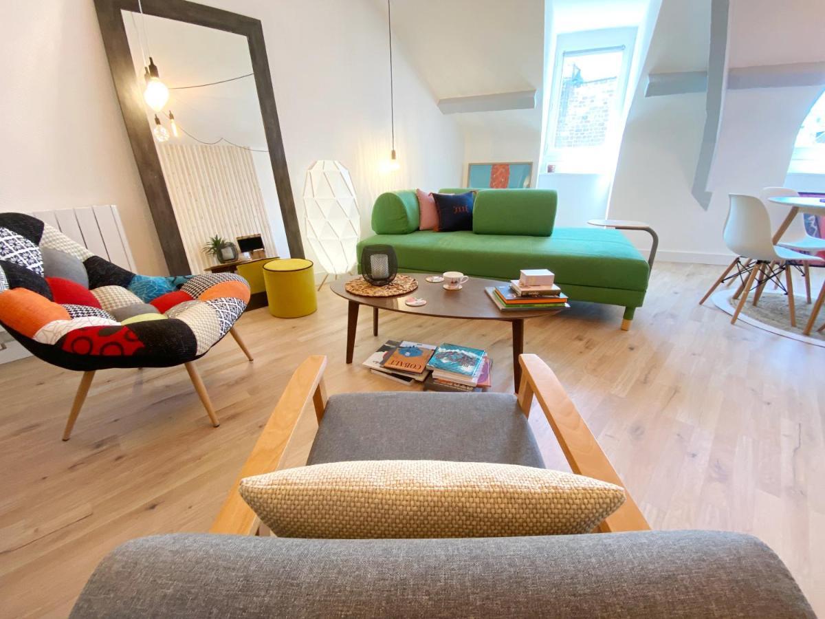 Marie Et Brieuc _ Duplex Lumineux Colore Atypique Face Cathedrale Сен-Бриё Экстерьер фото