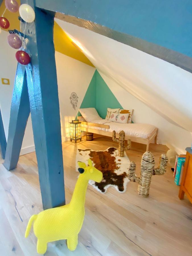 Marie Et Brieuc _ Duplex Lumineux Colore Atypique Face Cathedrale Сен-Бриё Экстерьер фото